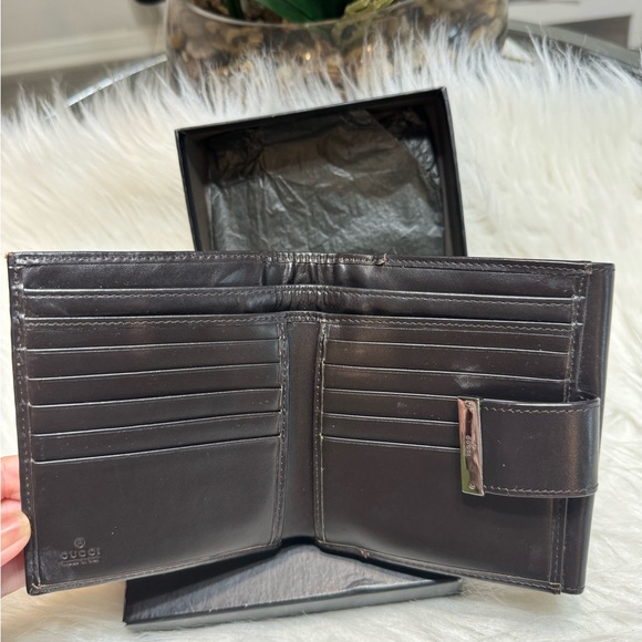 Authentic Gucci Compact Wallet for Women/ Men - Picture 4 of 5